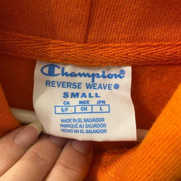 Champion x Wheaties Hoodie. Like new condition. - Picture 5 of 6